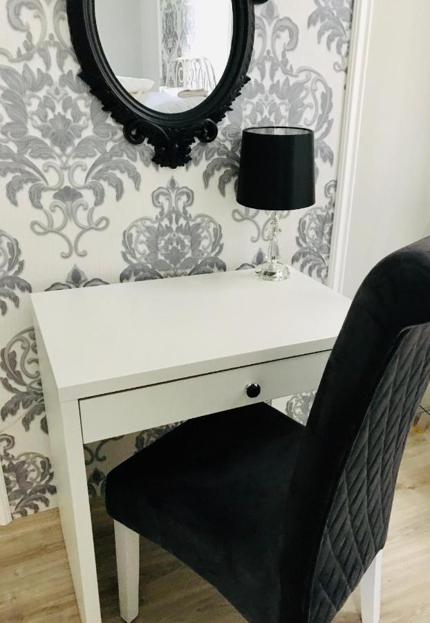 Apartament Mickiewicza - Pkp Station Przemyśl Kültér fotó